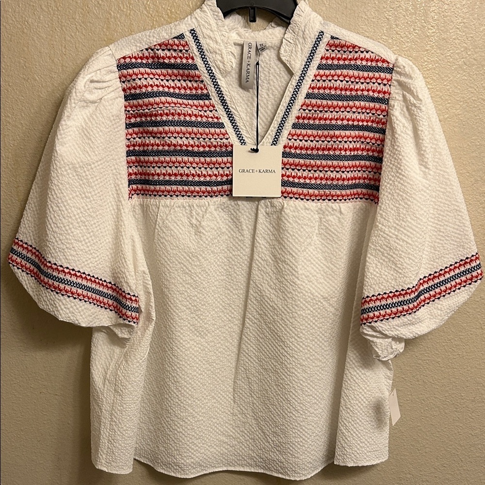 Grace & Karma Women Embroidered Bubble White Red Sleeve Top Size 1X